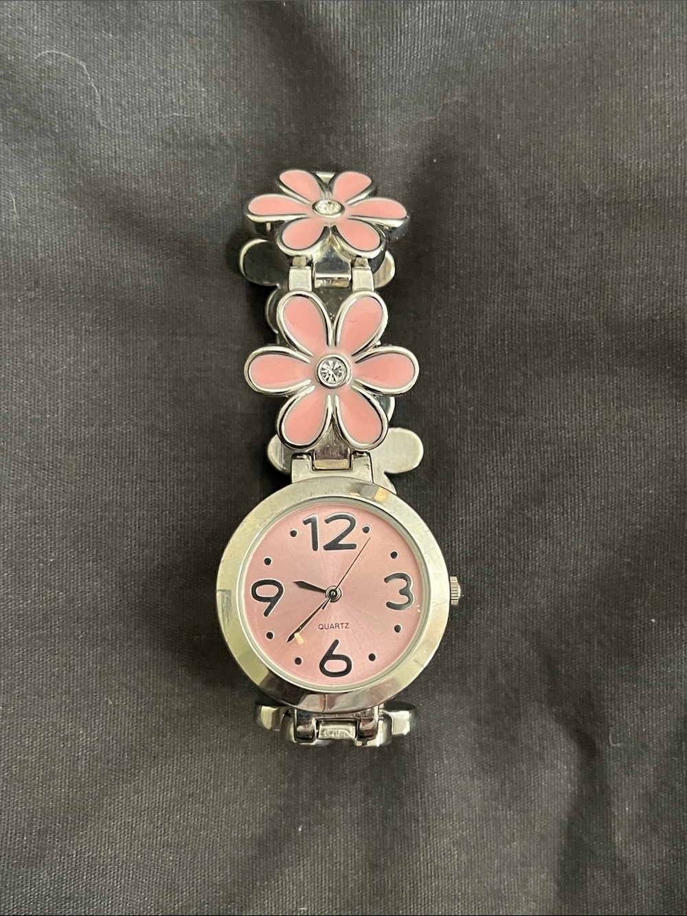 Vintage Daisy Bracelet Women’s Watch Silver And Pink